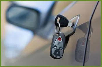 Neighborhood Locksmith Services Oak Brook, IL 630-823-0573 - 18-car-unlock